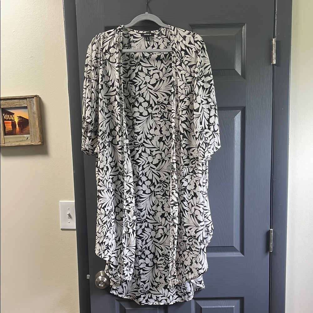 torrid Floral Black and White Kimono